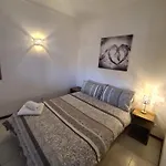 Апартаменты 1 Bedroomed - Ocean View - Oura -