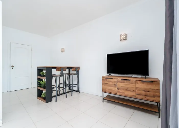 1 Bedroomed - Ocean View - Oura - アルブフェイラ