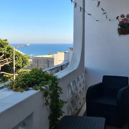 1 Bedroomed - Ocean View - Oura - *