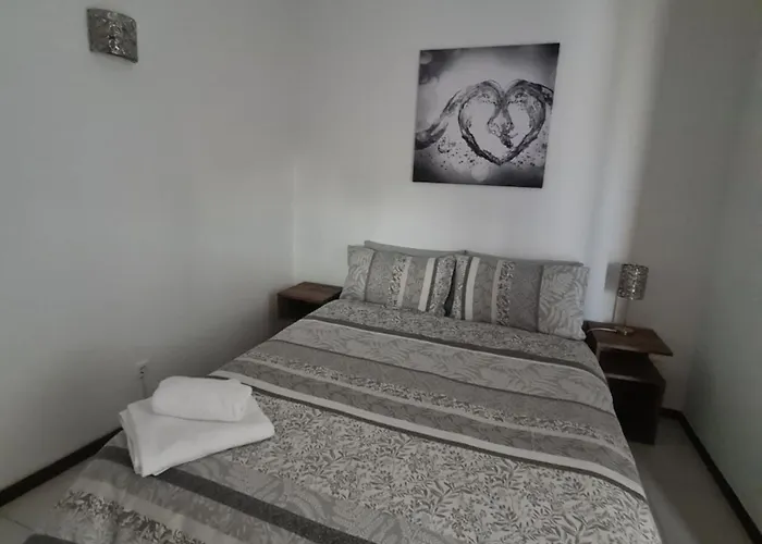 1 Bedroomed - Ocean View - Oura - 公寓 阿尔布费拉