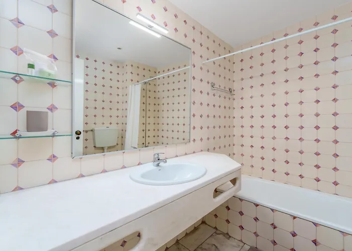 1 Bedroomed - Ocean View - Oura - 公寓 *